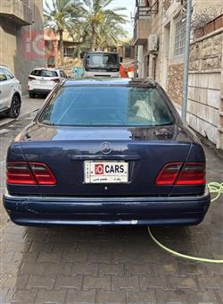 مرسيدس بنز E-Class